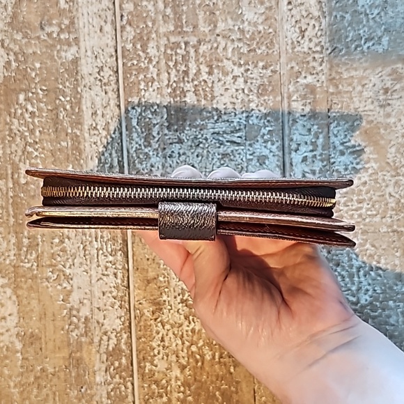 SOLD!!!  Louis Vuitton Monogram Porte Papier Zipper Bifold Wallet EUC with COA - Picture 5 of 15